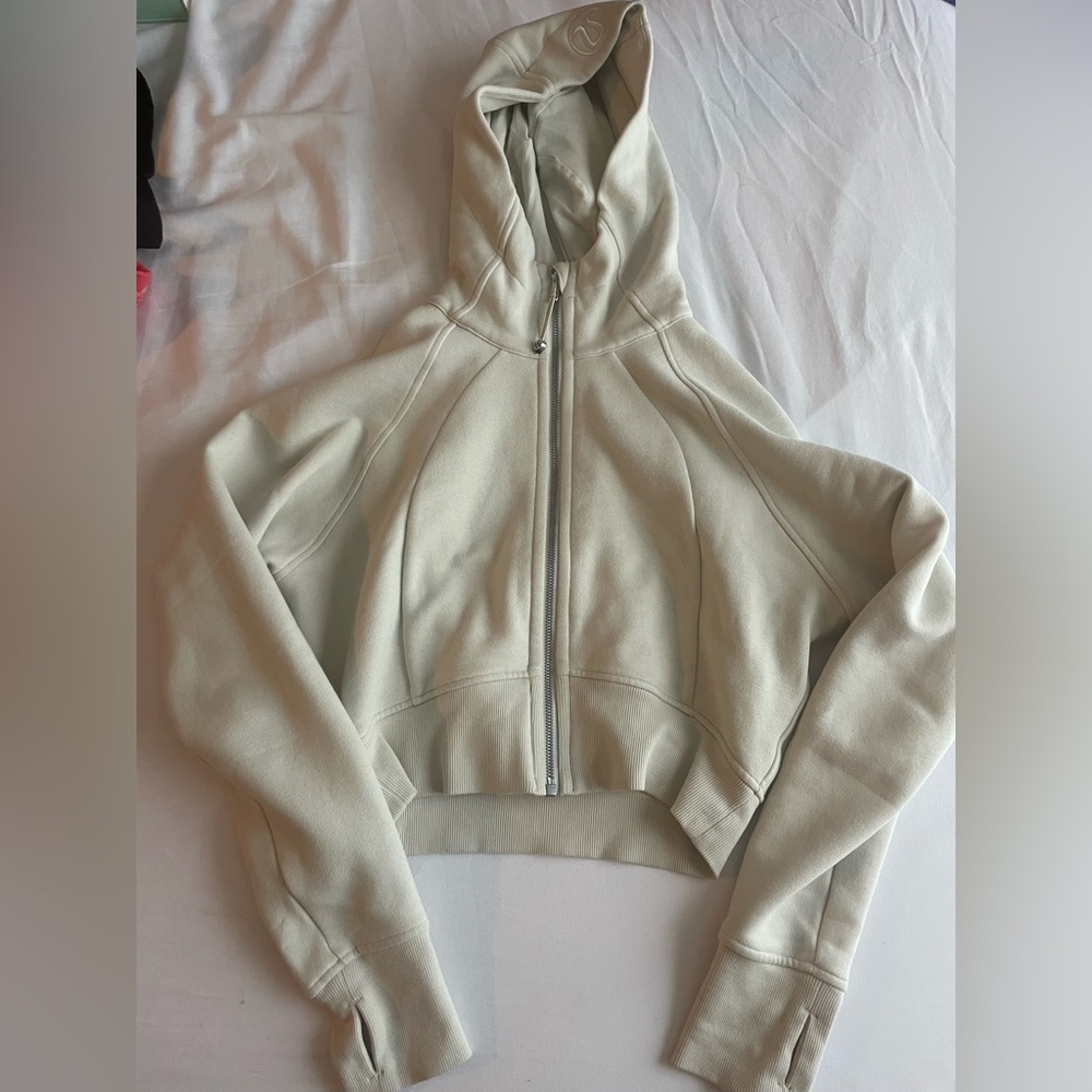 Cropped lululemon scuba